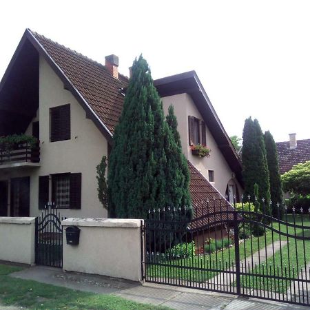 Villa Nirvana Palić Exteriör bild